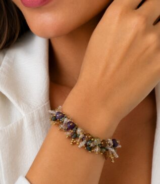 PULSERA TEJIDA PIEDRAS